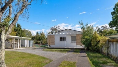 27 Oxford Street, Lansdowne, Masterton - Carousel 1