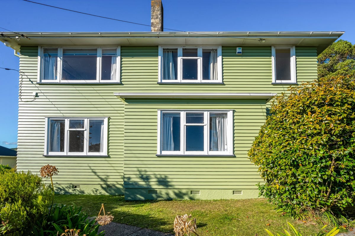 101 Hereford Street, Cannons Creek, Porirua - Carousel 17