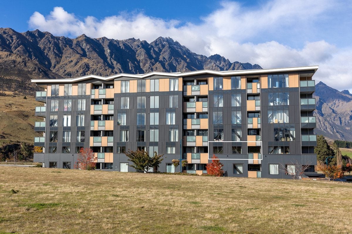 102/16 Mountain Ash Drive, Frankton, Queenstown - Carousel 2