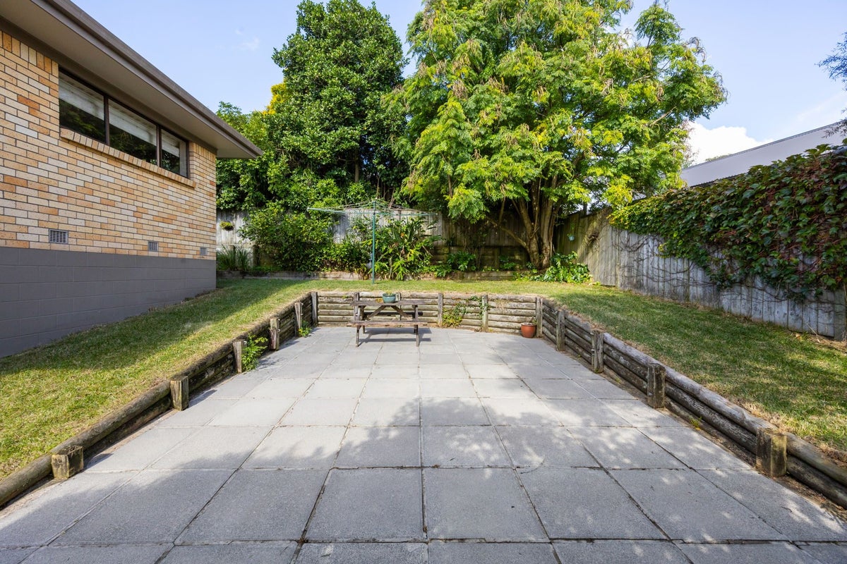 5A Holden Avenue, Forest Lake, Hamilton - Carousel 13