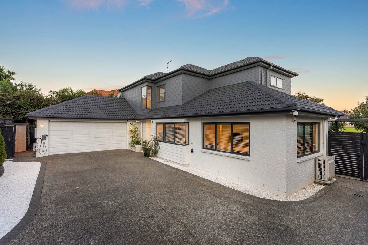 51 Esperance Road, Glendowie, Auckland - Carousel 2