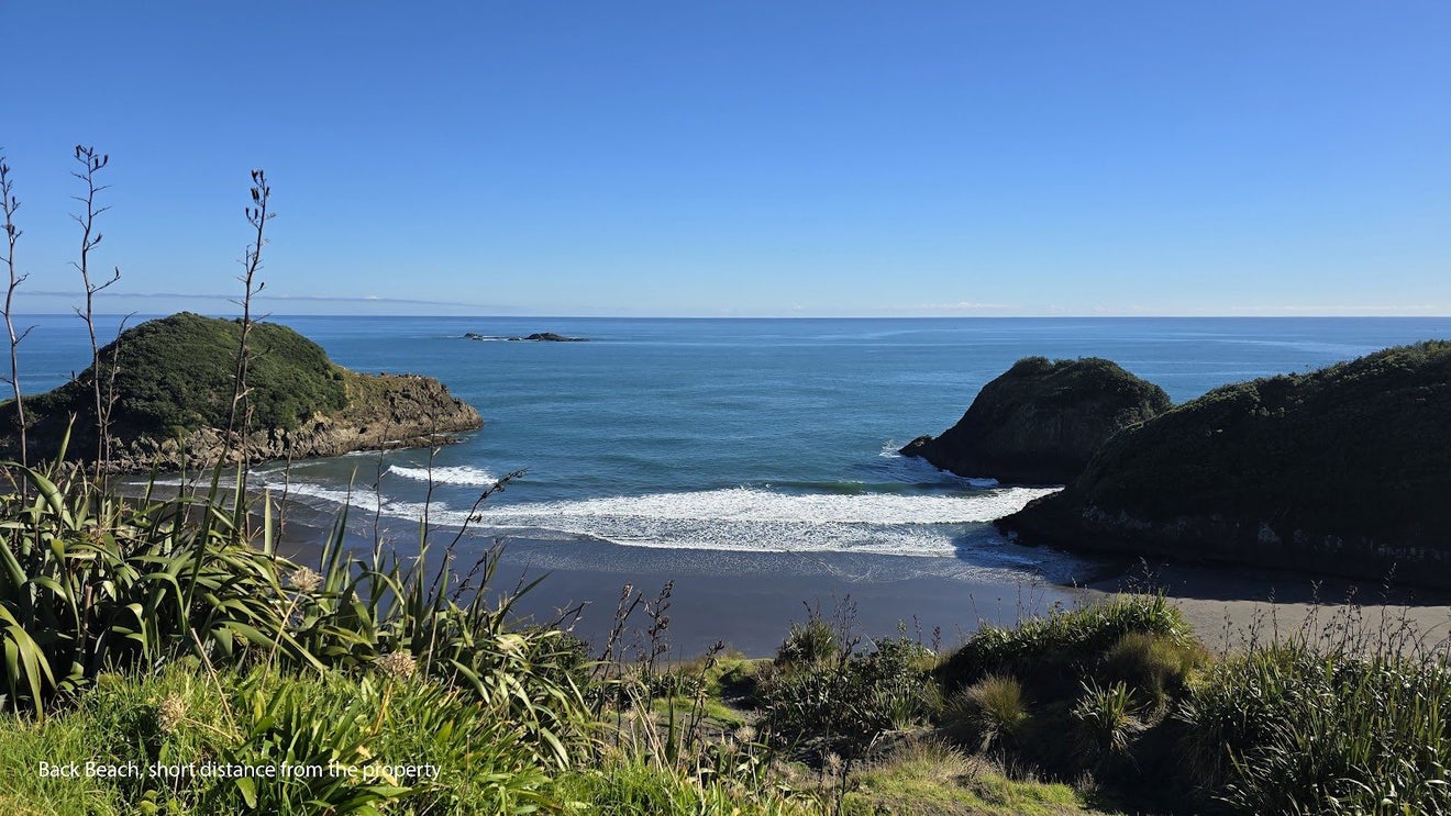 92A Ngamotu Road, Spotswood, New Plymouth - Carousel 26