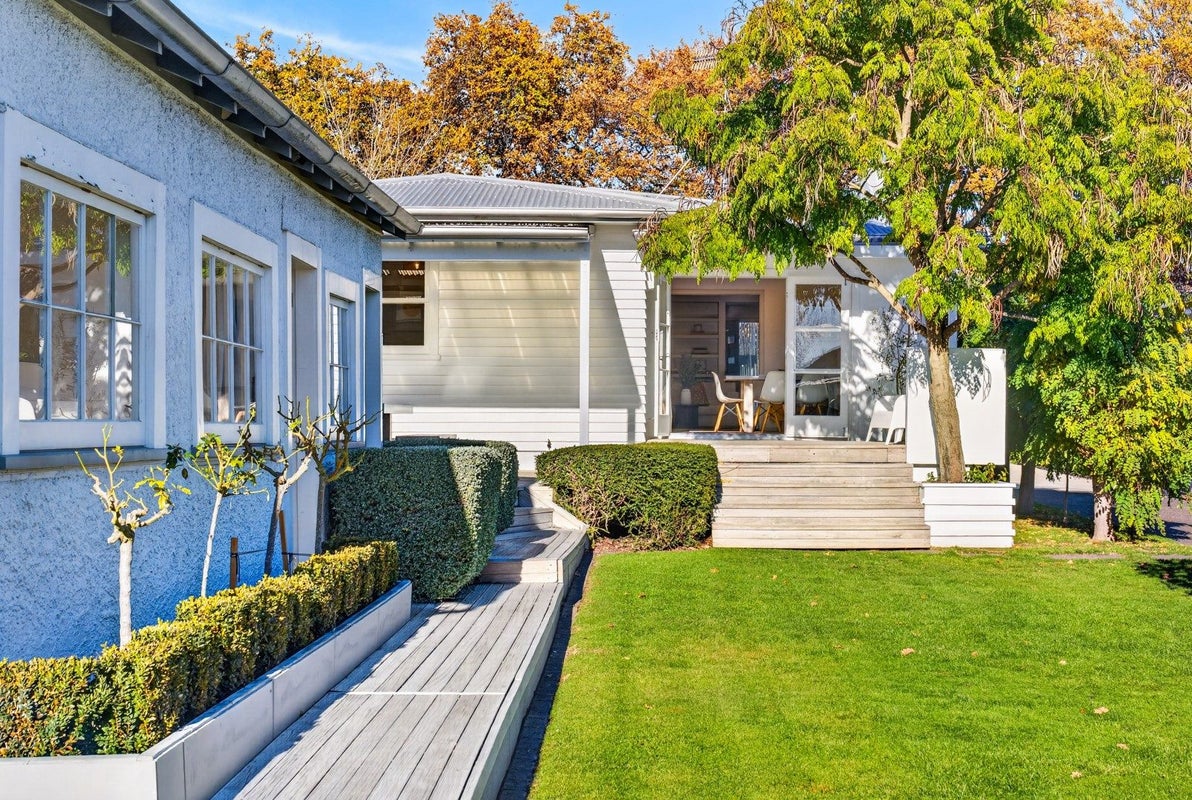 109 Te Mata Road, Havelock North, Havelock North - Carousel 1