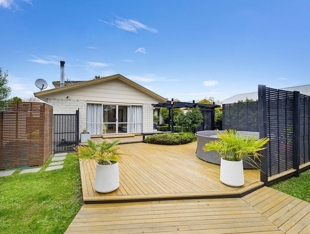 14 Brogar Place, Casebrook, Christchurch - Carousel 1