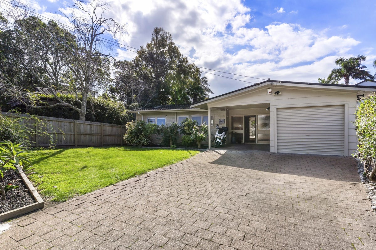 70 Godden Crescent, Mission Bay, Auckland - Carousel 1
