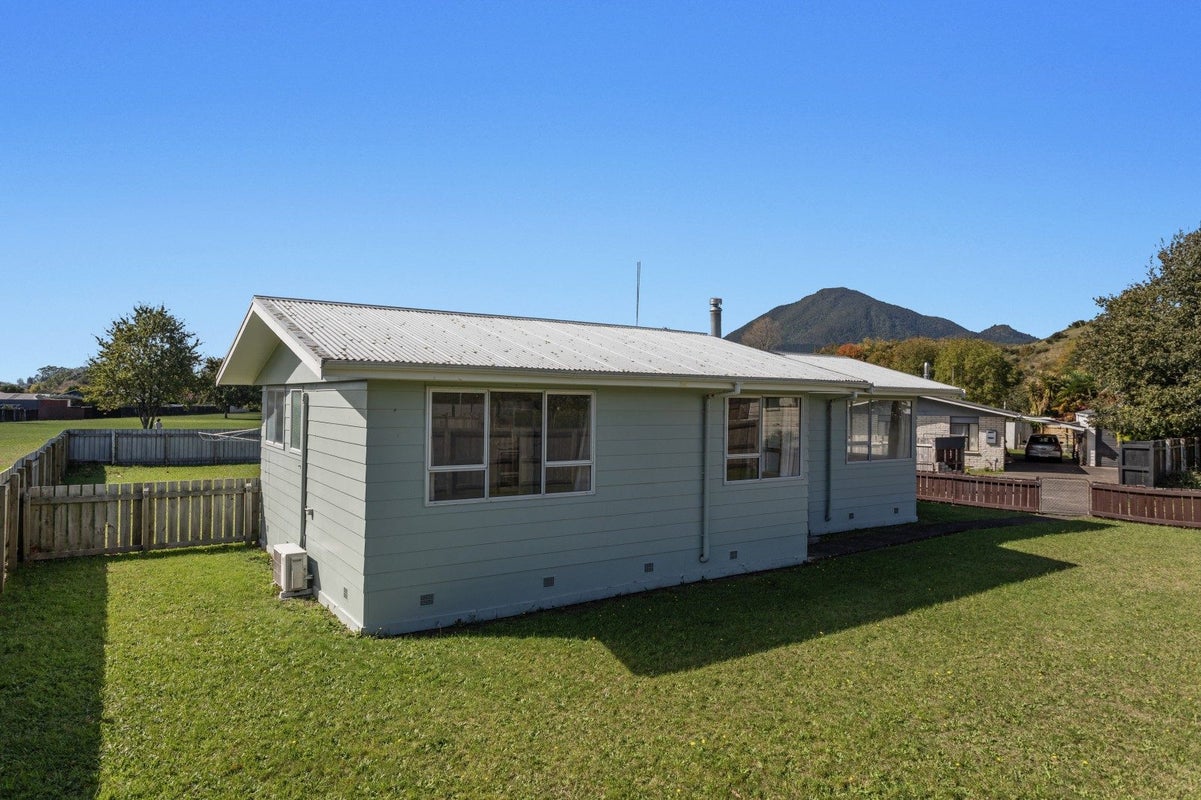 12 Peter Lippa Drive, Kawerau, Kawerau - Carousel 2