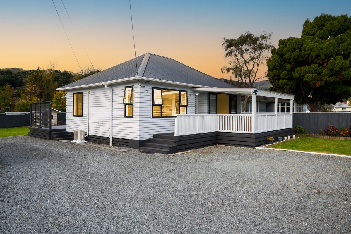 22 Hyde Street, Wainuiomata, Lower Hutt - Carousel 1