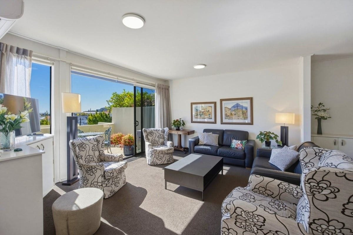 11 Shelbourne Street, Nelson, Nelson - Carousel 1