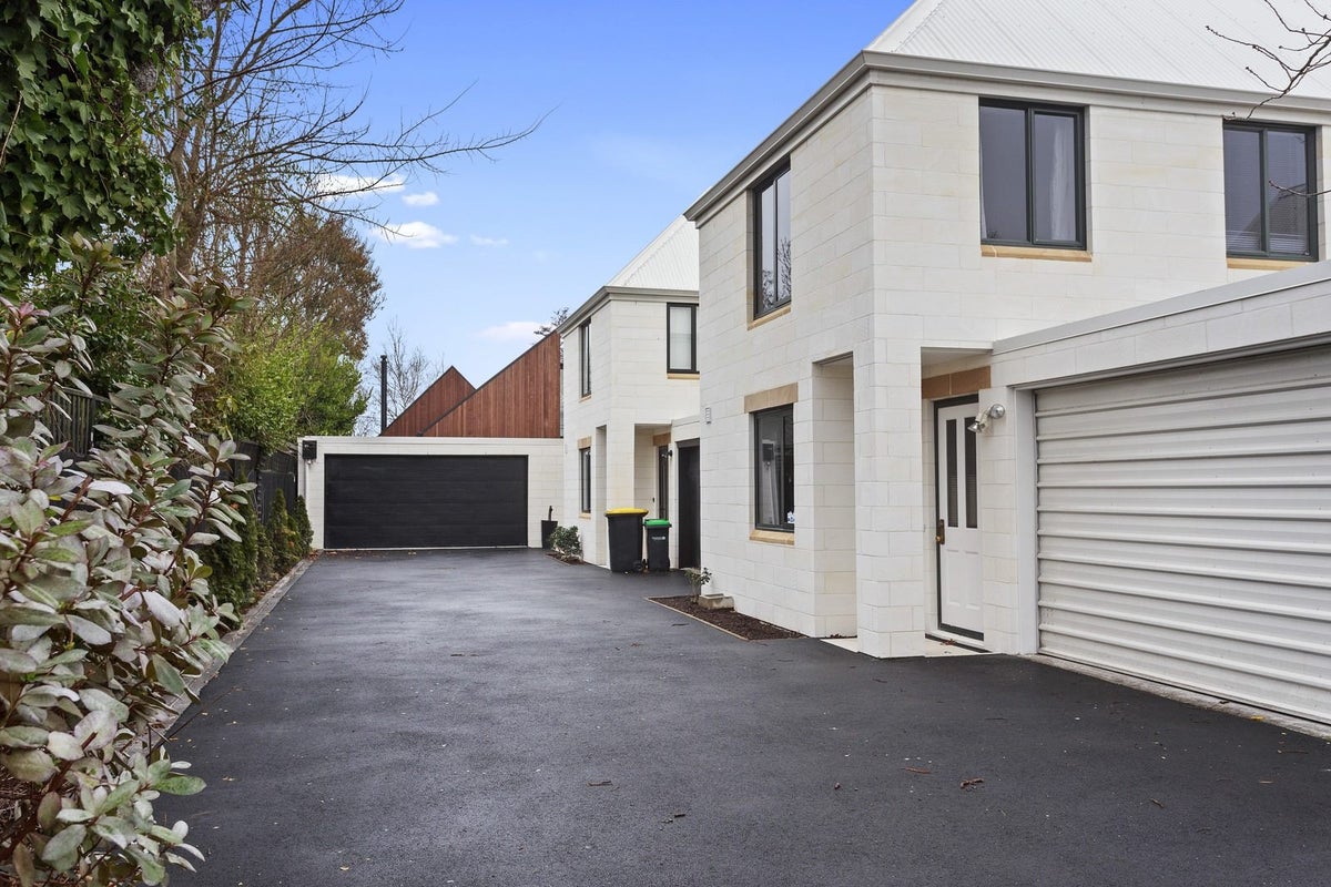 3/119 Rossall Street, Merivale, Christchurch - Carousel 1