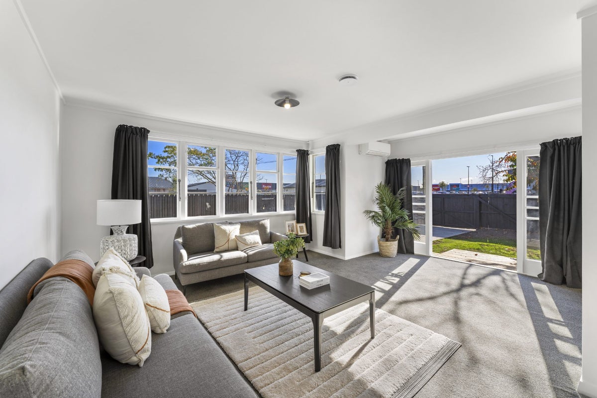 111 Langdons Road, Papanui, Christchurch - Carousel 1