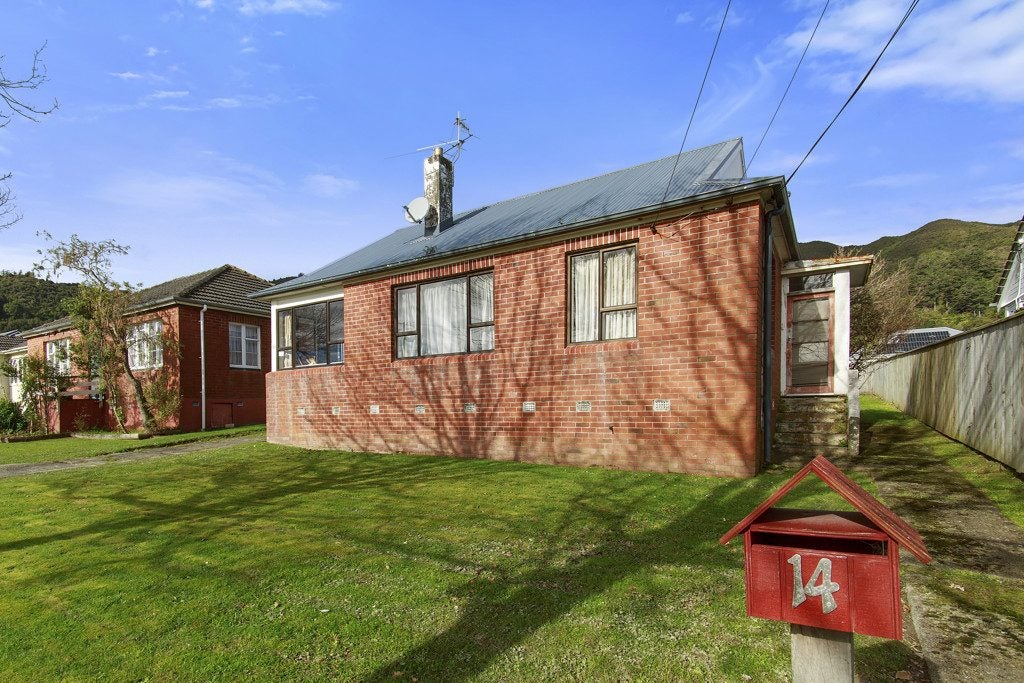 14 Grierson Street, Naenae, Lower Hutt - Carousel 1