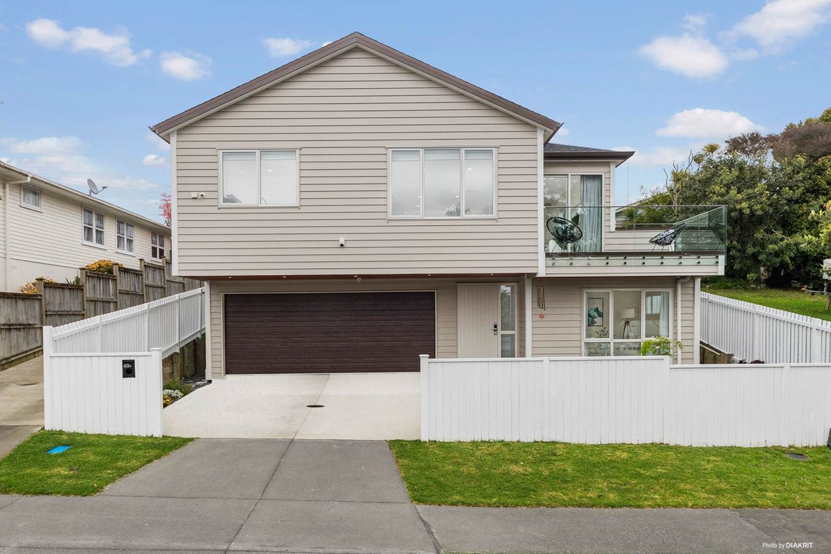 40A Caronia Crescent, Lynfield, Auckland - Carousel 1