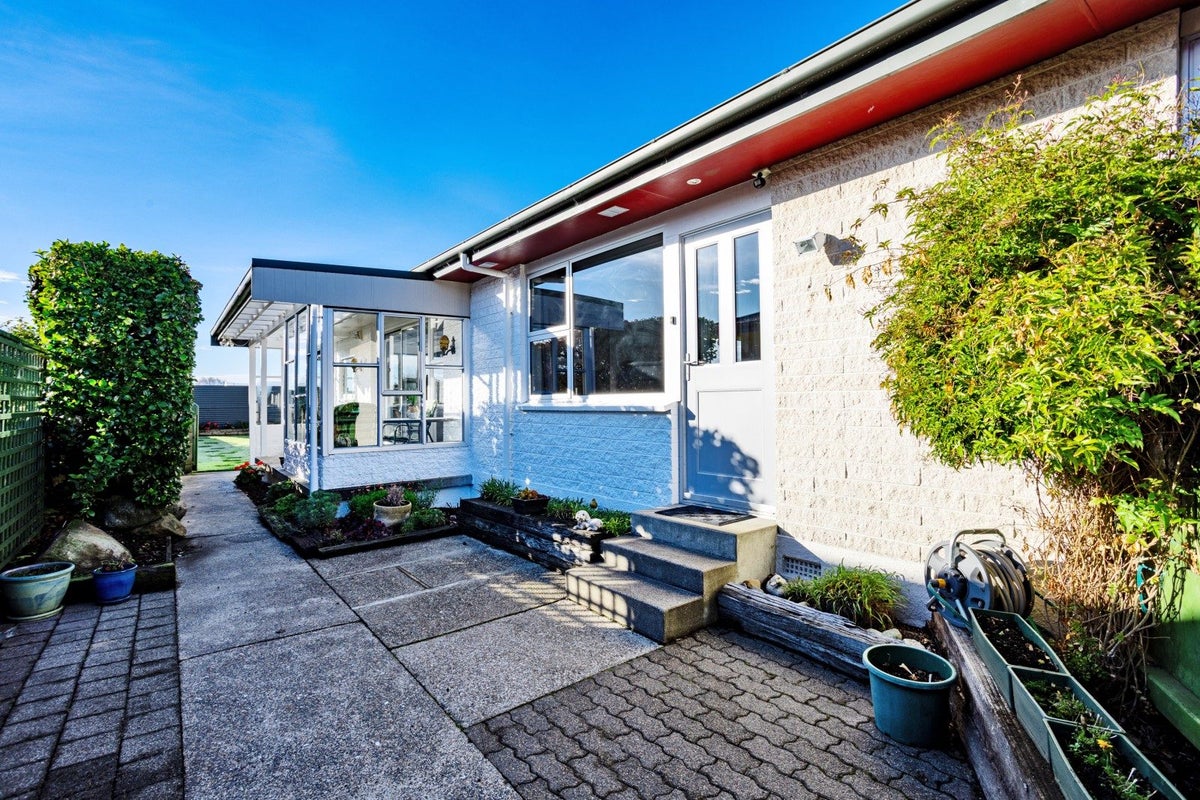 411 Racecourse Road, Hargest, Invercargill - Carousel 2