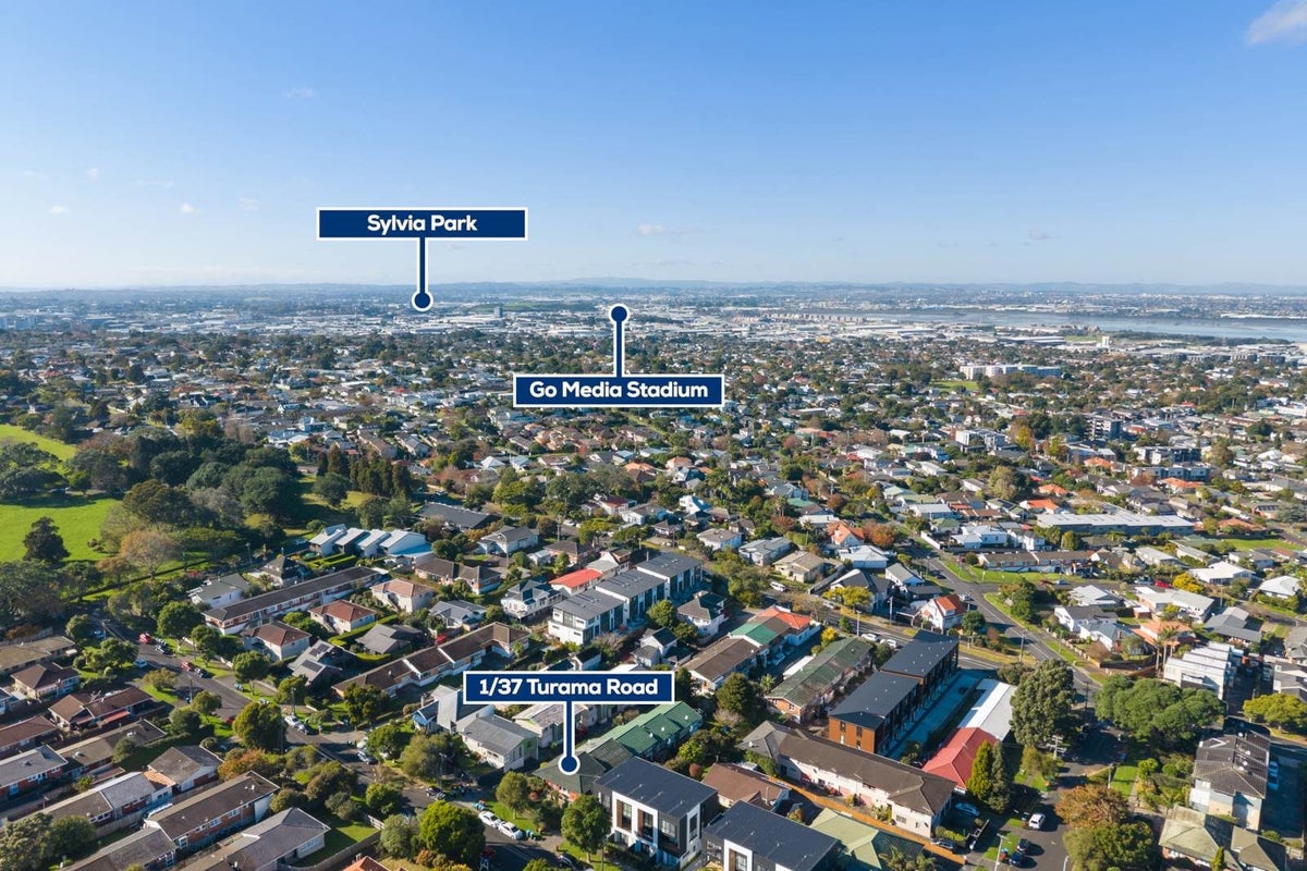 1/37 Turama Road, Royal Oak, Auckland - Carousel 23