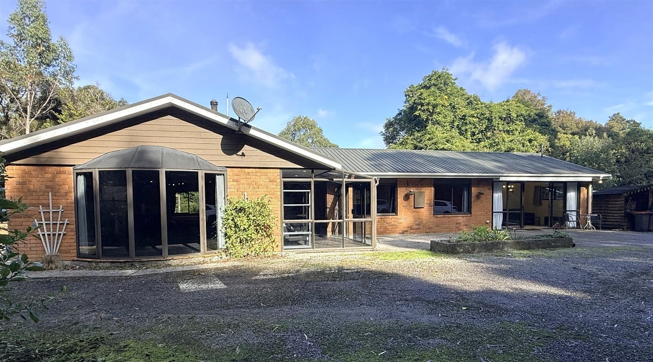 18 Maori Creek Road, Marsden, Greymouth - Carousel 1