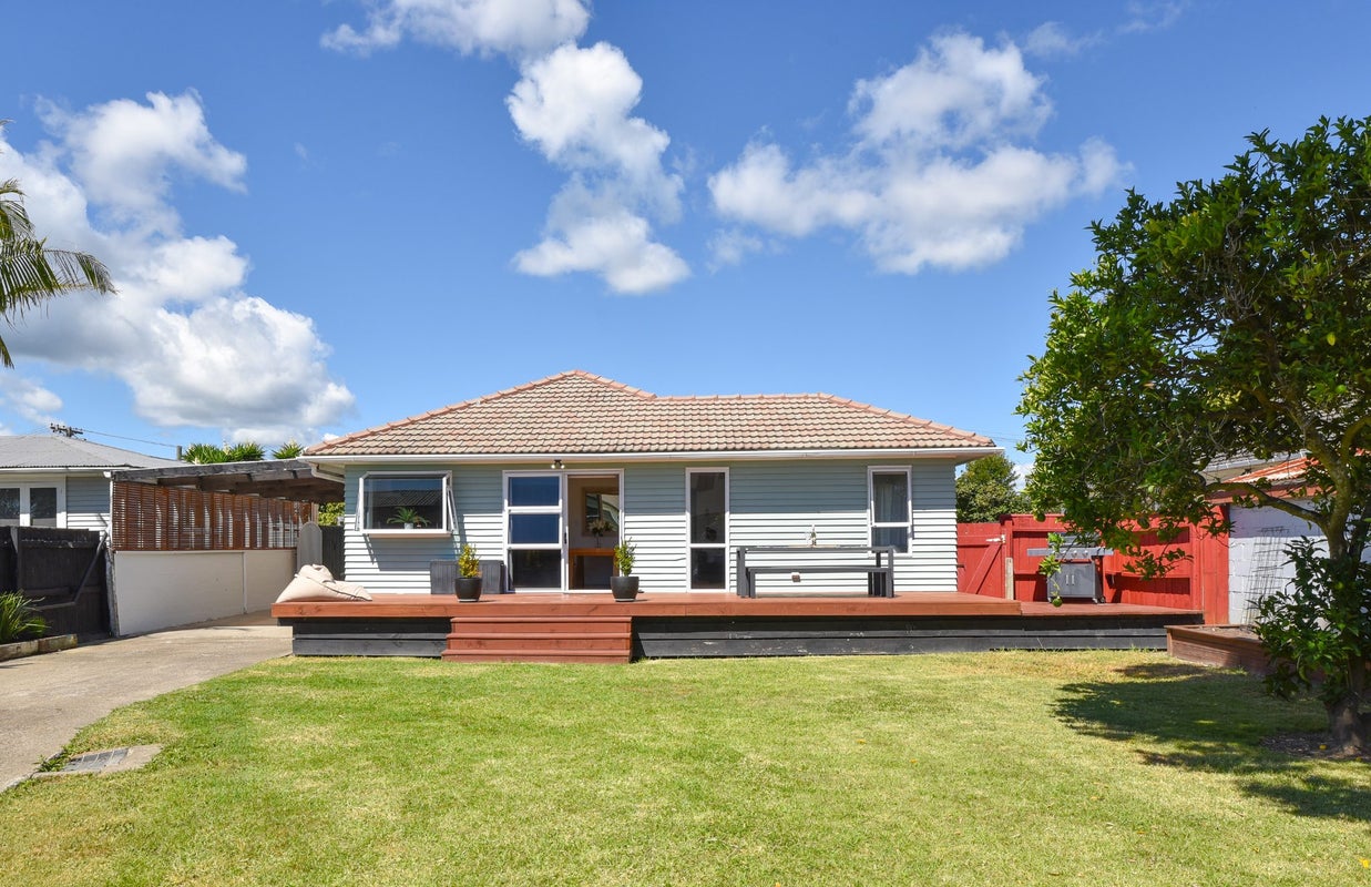 10 Mananui Crescent, Whakatane, Whakatane - Carousel 15