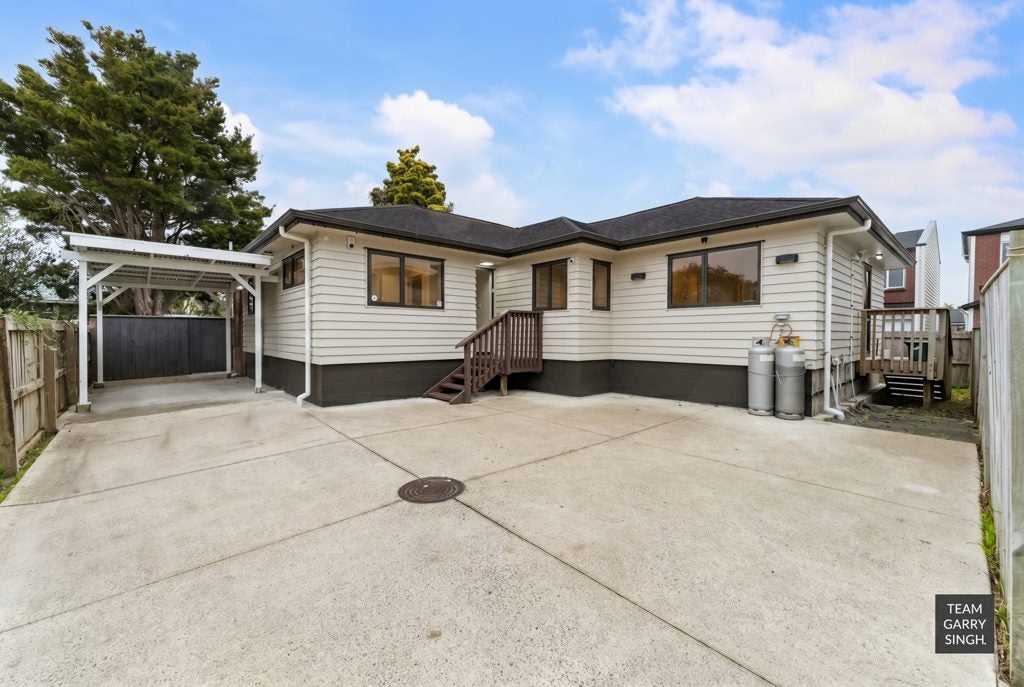 12A Berwyn Avenue, Takanini, Auckland - Carousel 1