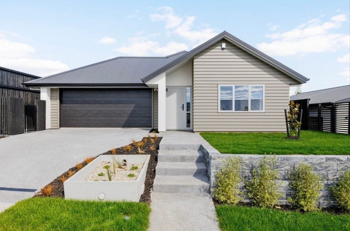 9 Lucina Rise, Peacocke, Hamilton - Carousel 1