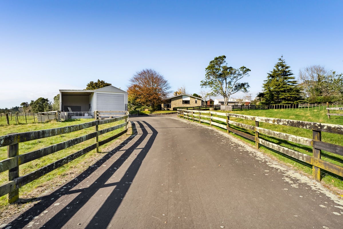 97 Manutahi Road, Tarurutangi, New Plymouth - Carousel 3