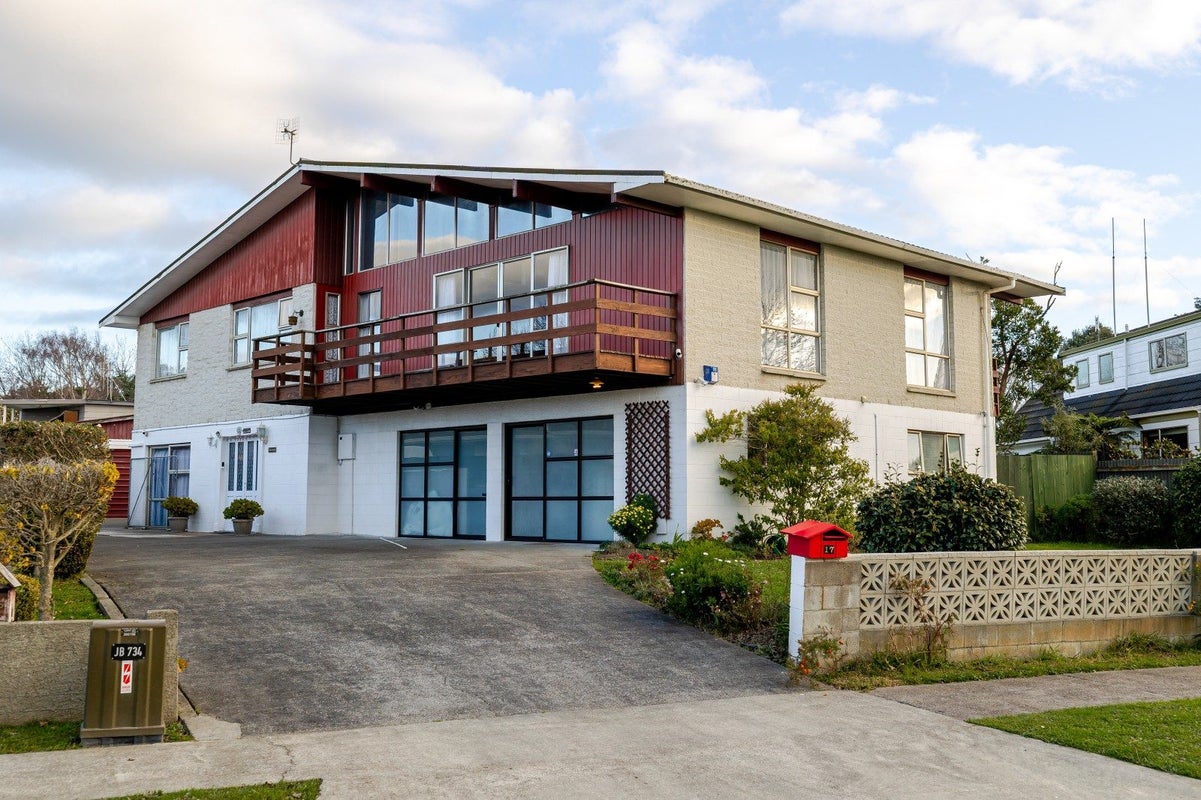 17 Lane Place, Awapuni, Palmerston North - Carousel 1