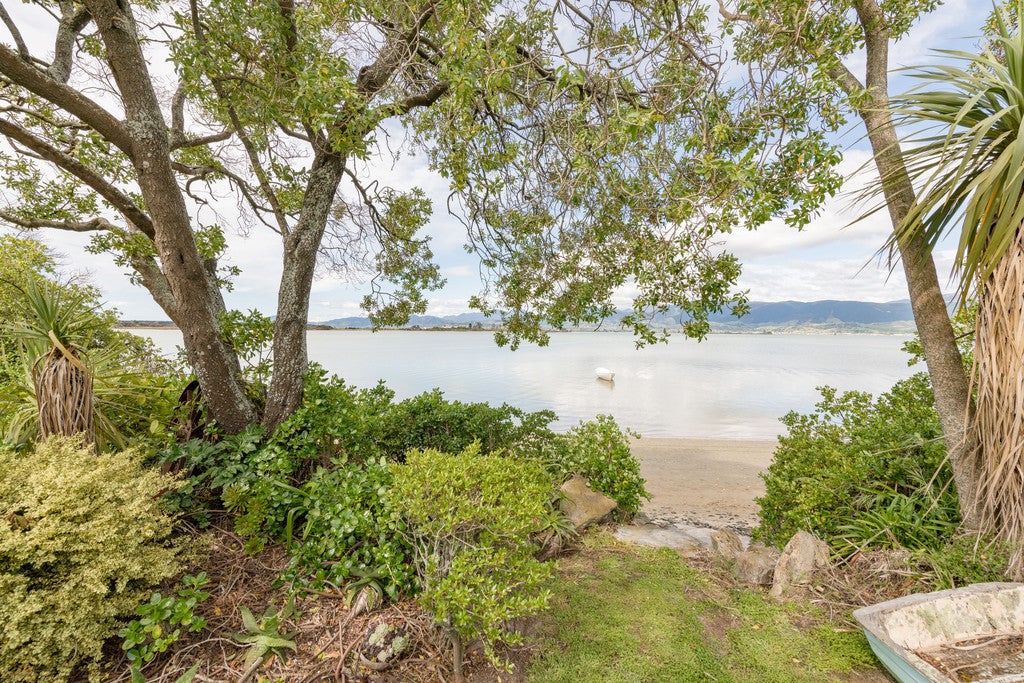 119 Barnett Avenue, Best Island, Richmond - Carousel 2
