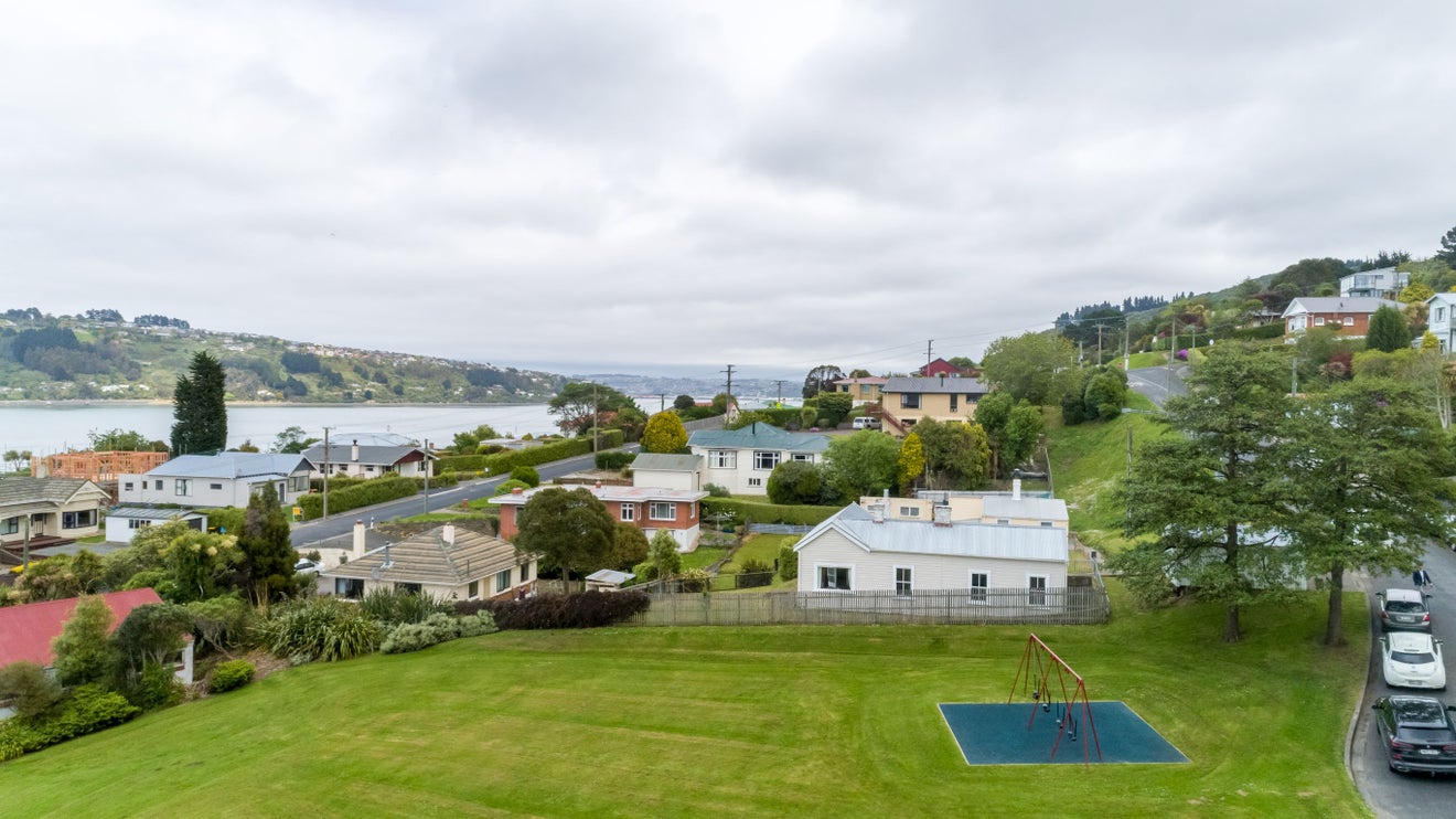 48 Totara Street, Ravensbourne, Dunedin - Carousel 2