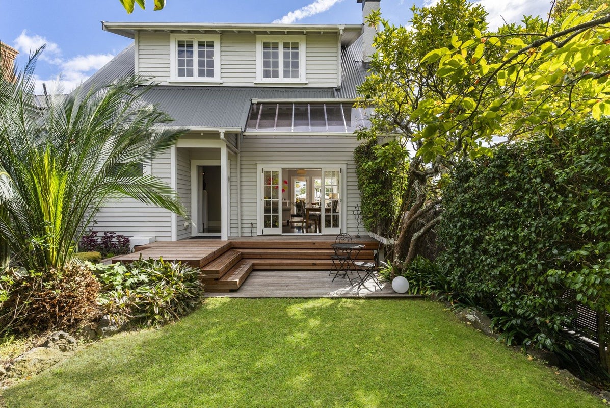 16 Curran Street, Herne Bay, Auckland - Carousel 1