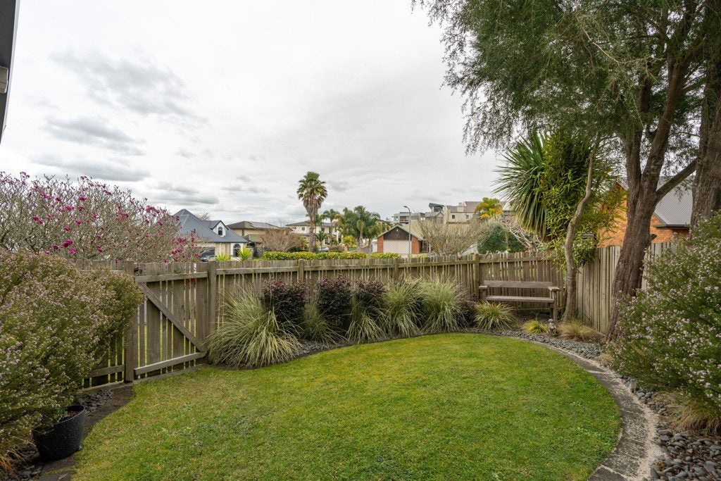 12 Munro Place, Flagstaff, Hamilton - Carousel 20