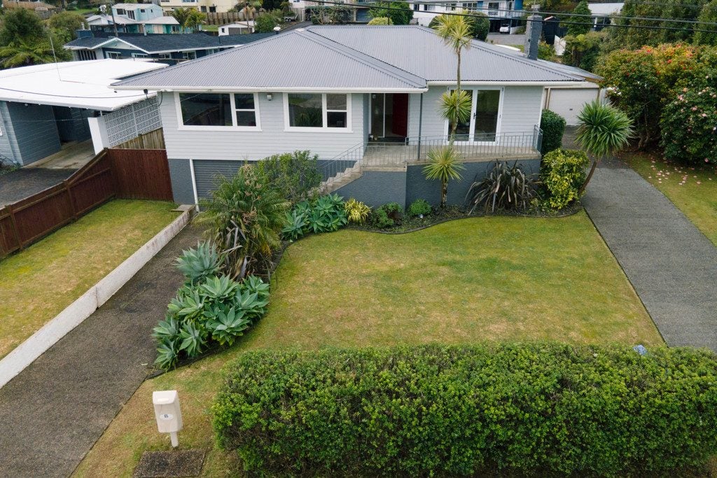 65 Carr Street, Kamo, Whangarei - Carousel 1
