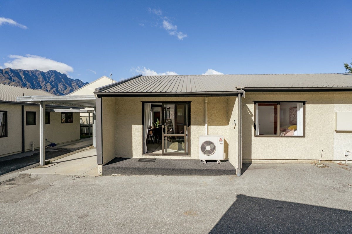 21C Towne Place, Frankton, Queenstown - Carousel 14
