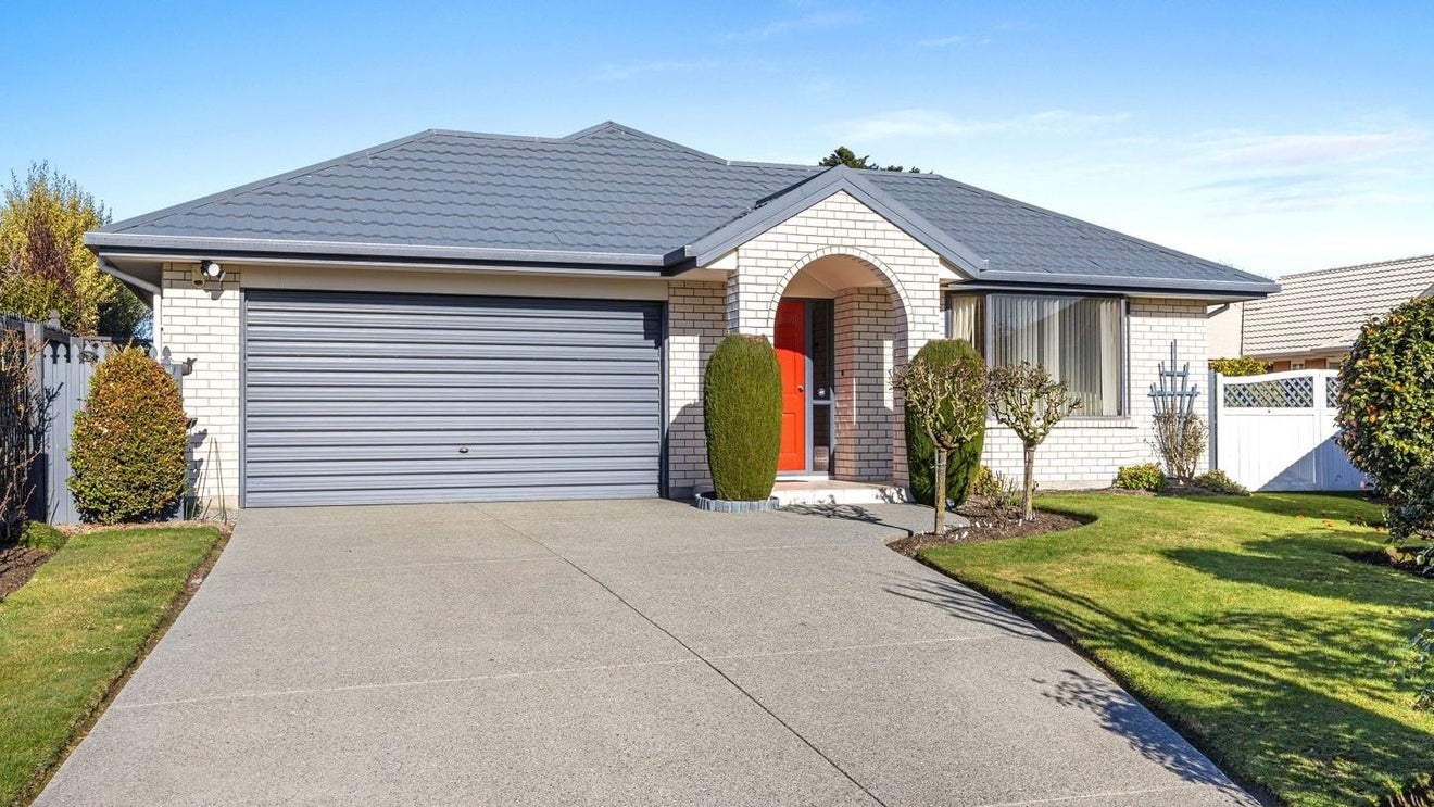 49 Showgate Avenue, Sockburn, Christchurch - Carousel 1