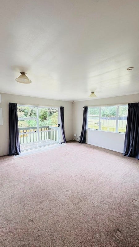 19A Walmsley Road, Mangere, Manukau City, Auckland - Carousel 2