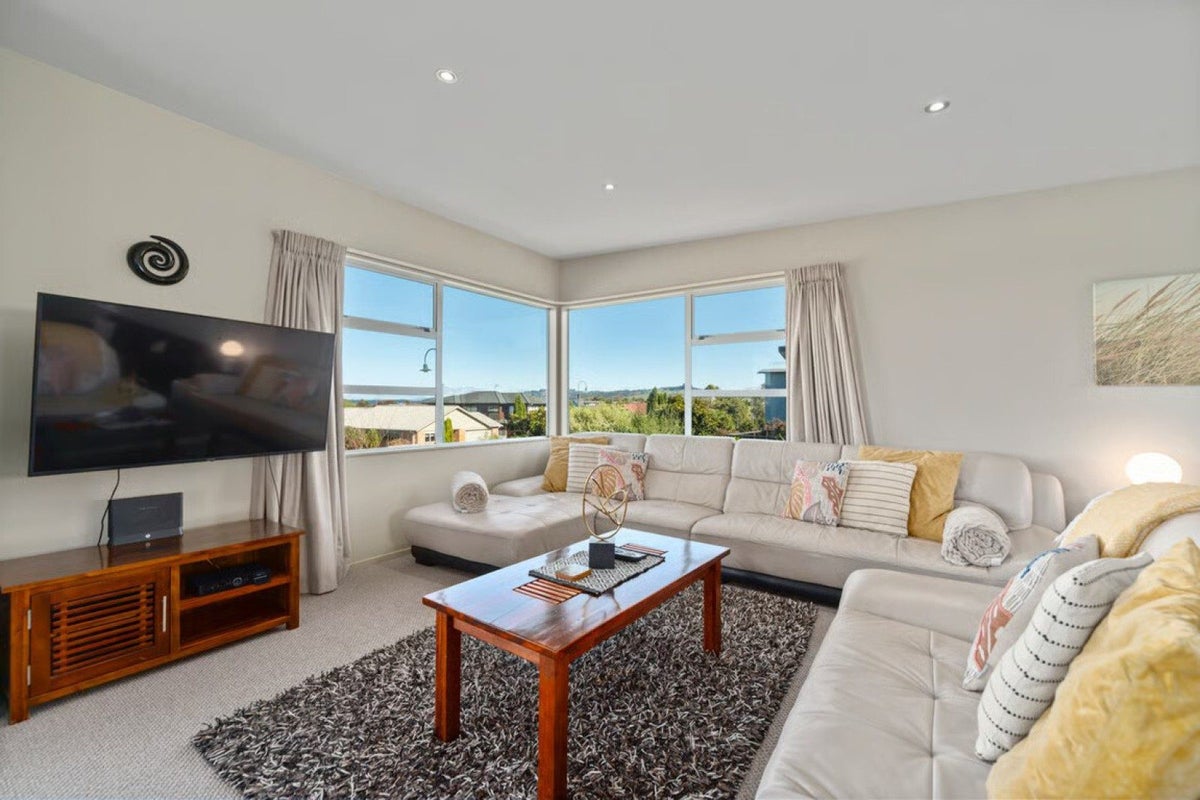 30 Vaucluse Drive, Nukuhau, Taupo - Carousel 2