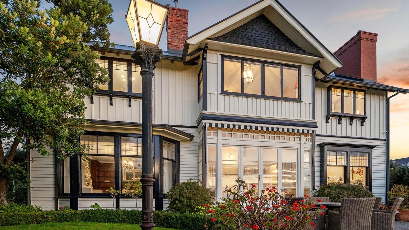 14 MacMillan Avenue, Cashmere, Christchurch - Carousel 1