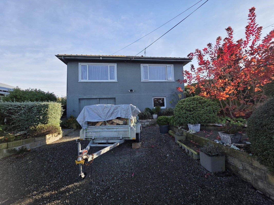 8 Kelvin Street, South Hill, Oamaru - Carousel 2