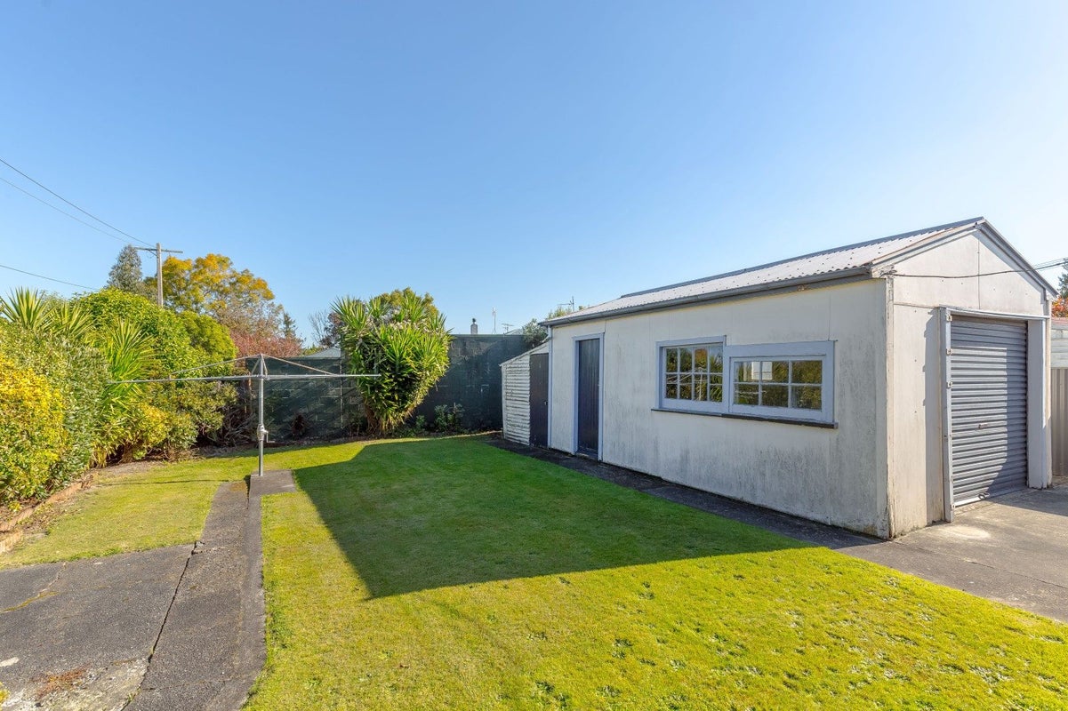 20 Johnstone Street, Masterton - Carousel 16