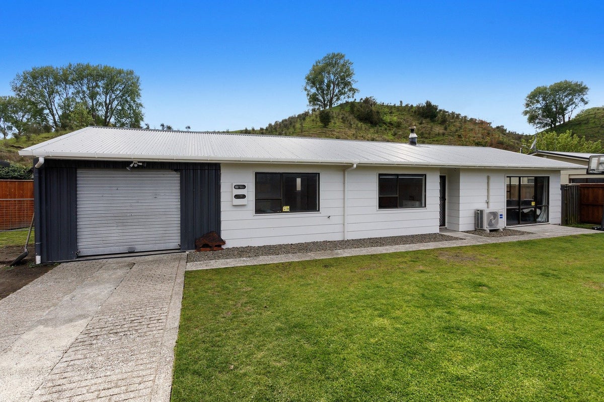 31 Tuwharetoa Road, Kawerau, Kawerau - Carousel 1