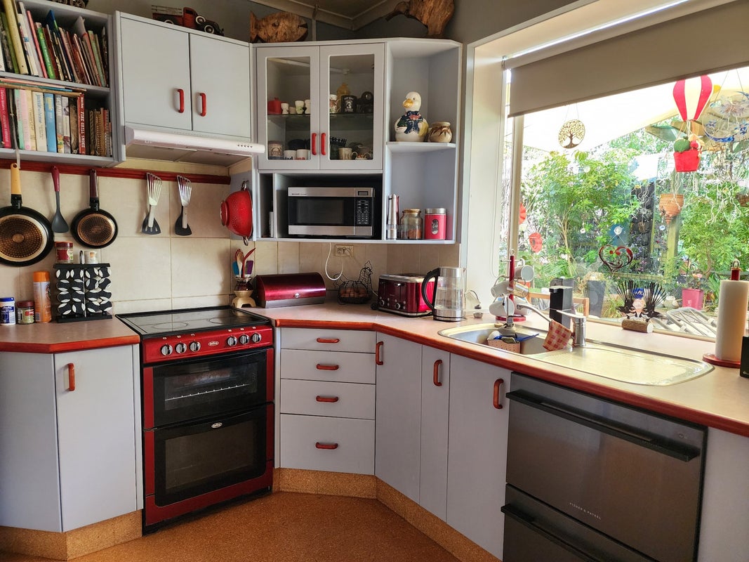 21 Bowker Street, Kensington, Timaru - Carousel 2