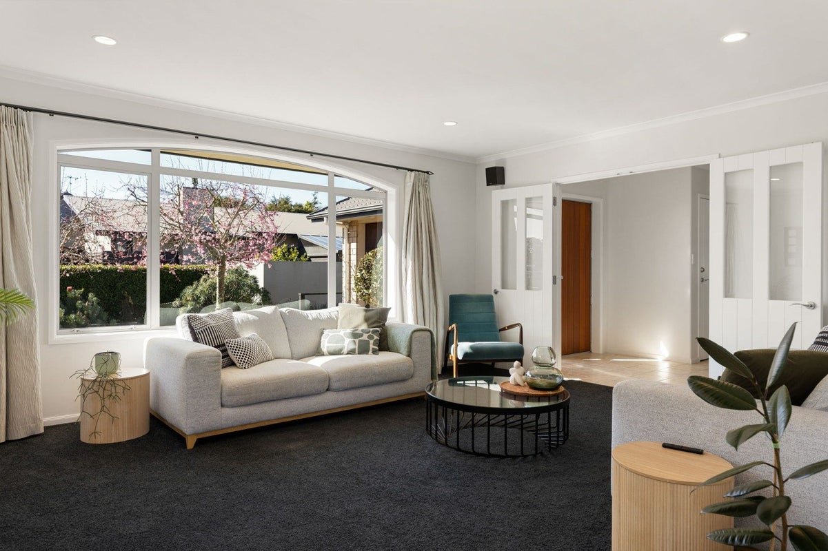 37 Haswell Place, Huntington, Hamilton - Carousel 1