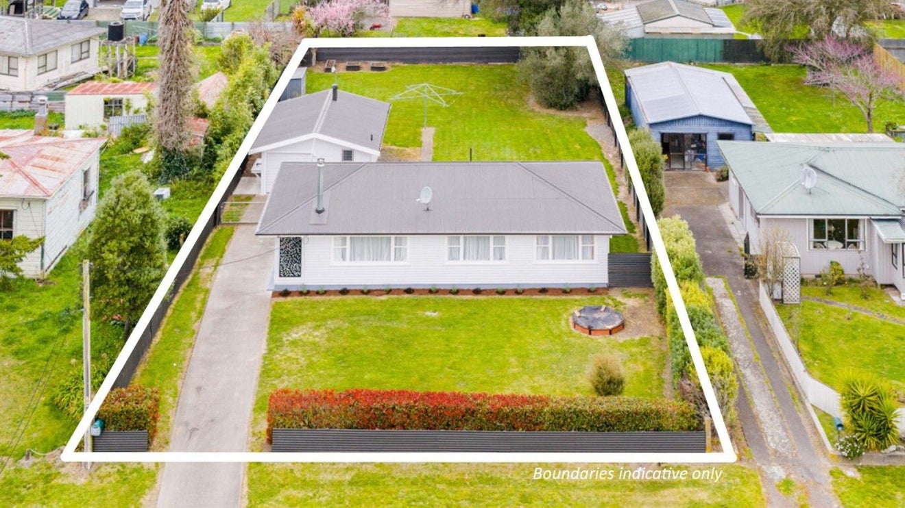 16 Williams Street, Otane - Carousel 17