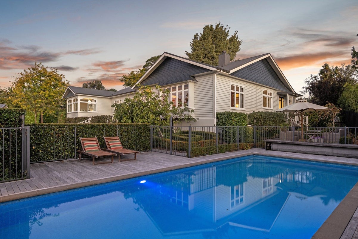 7 Lowick Avenue, Cashmere, Christchurch - Carousel 2