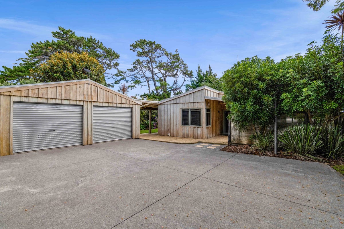 282 Smart Road, Hillsborough, New Plymouth - Carousel 1