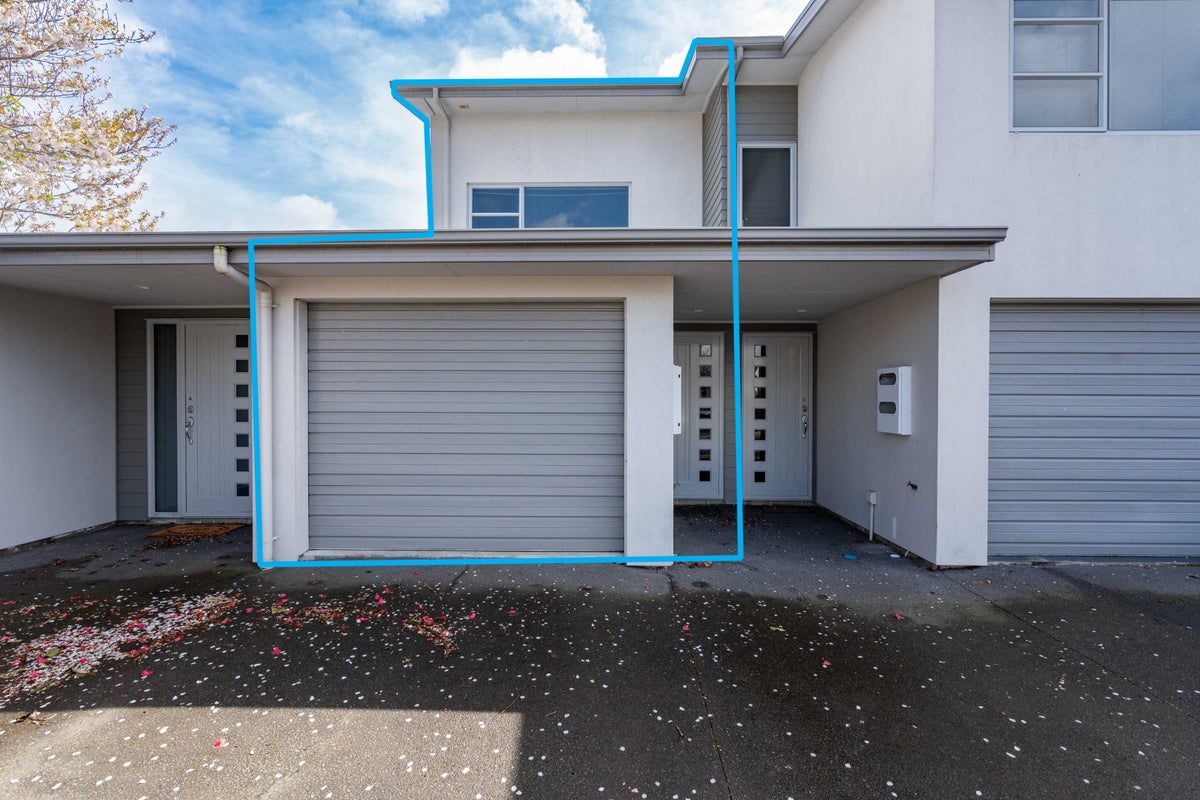 9B Denver Place, Hamilton East, Hamilton - Carousel 2
