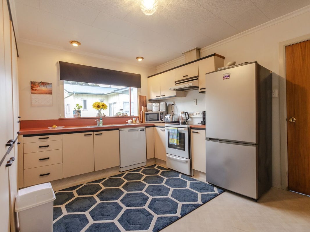20 Marsden Road, Greymouth, Greymouth - Carousel 2