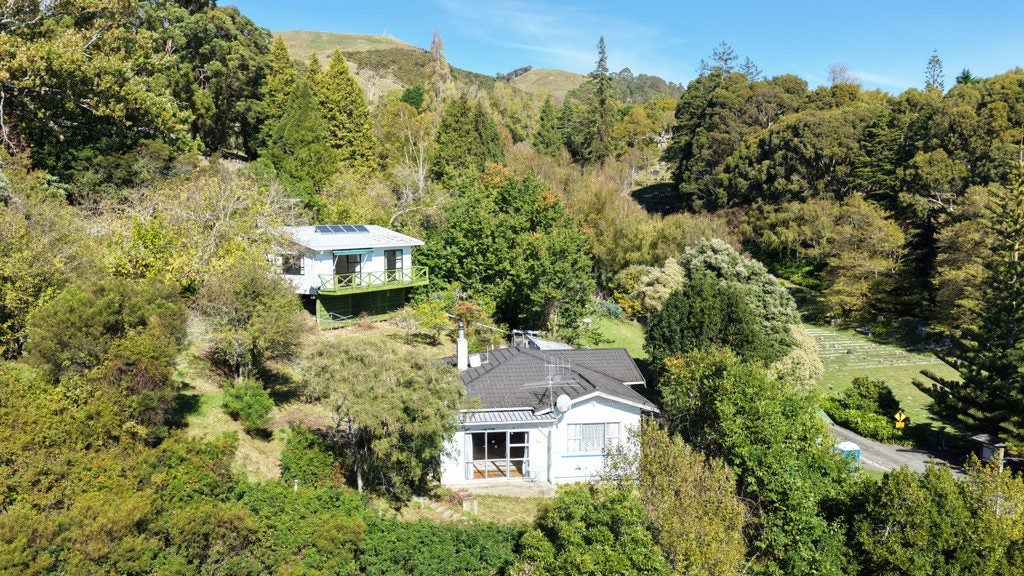 280 Atawhai Drive, Atawhai, Nelson - Carousel 1