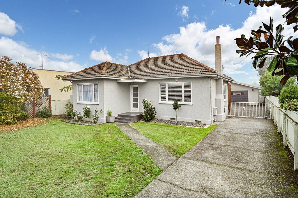 815 Puriri Street, Raureka, Hastings - Carousel 12