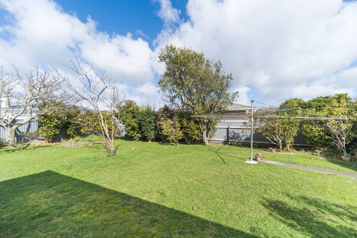 50 Church Street, Awapuni, Palmerston North - Carousel 13