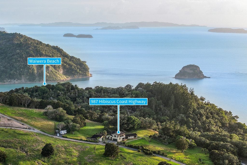 987 Hibiscus Coast Highway, Waiwera, Orewa - Carousel 1