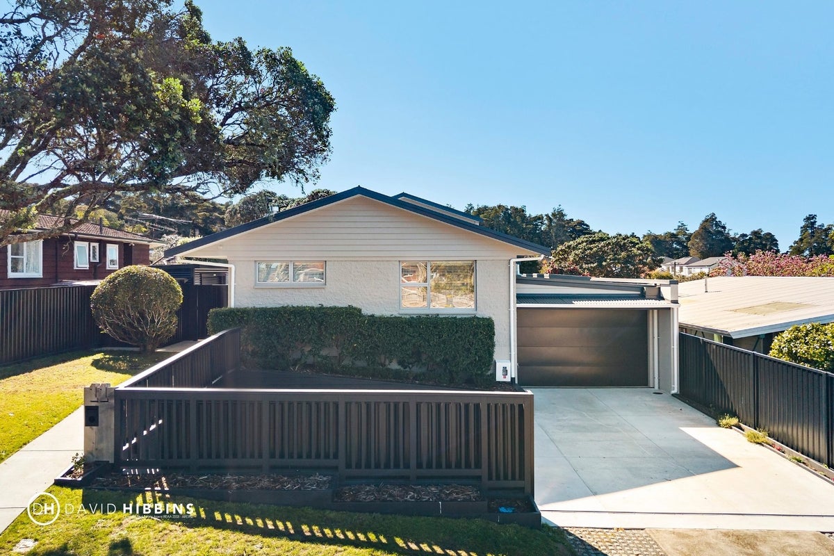 11 Stanaway Street, Hillcrest, Auckland - Carousel 2