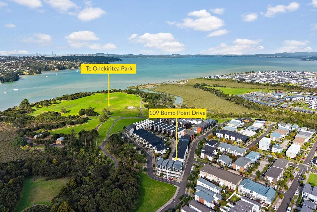 109 Bomb Point Drive, Hobsonville, Auckland - Carousel 39
